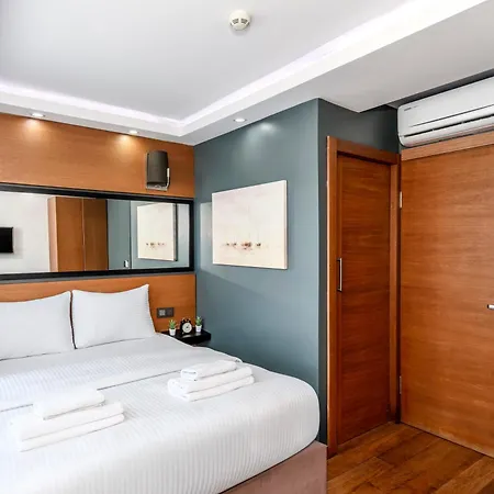 The Xenia 3*