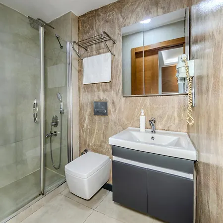The Xenia Hotel 3*